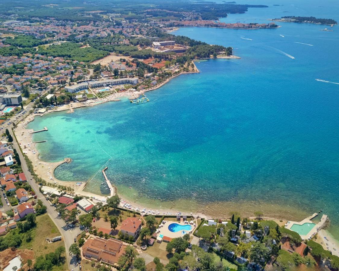 Gaia Apartment Porec Bagian luar foto